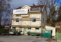 Tak renovering påbörjad